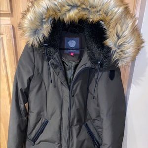 Vince camuto size large coat